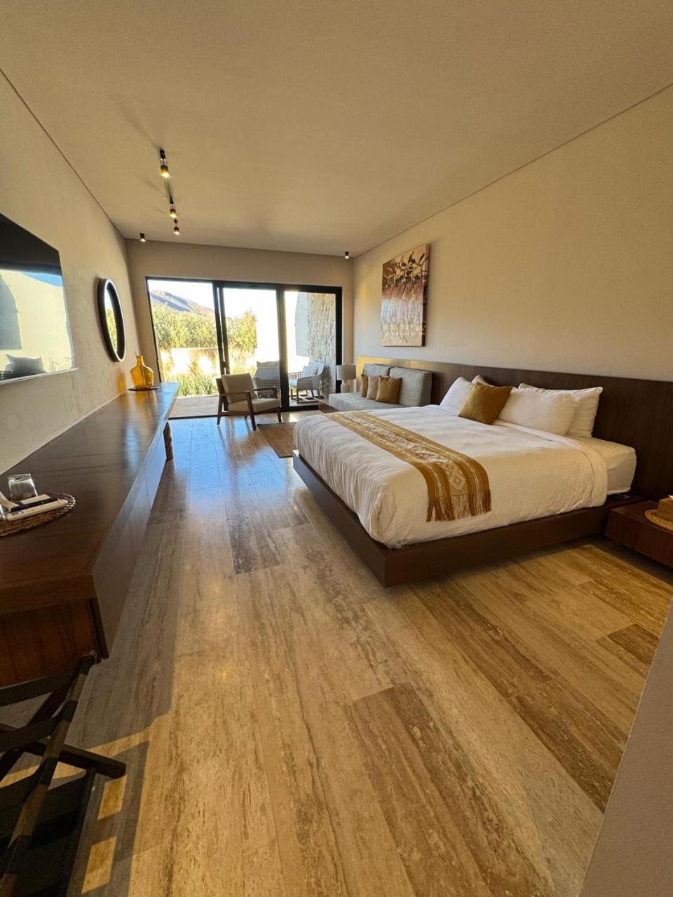 Hotel Flores De Sal-valle De Guadalupe