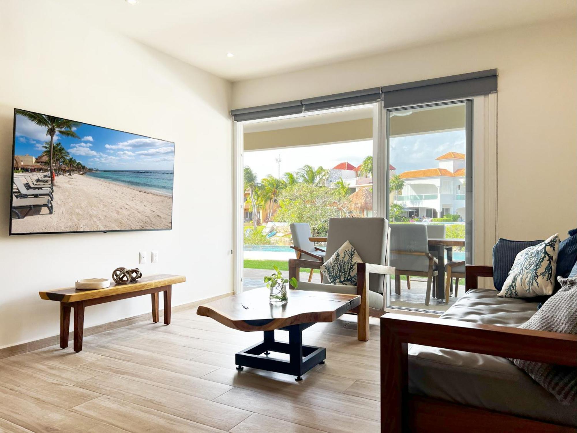 Exclusive, Lagoon Front, 2 Min Beach, Groundfloor, Grill & Paddelboard Apartment Puerto Aventuras