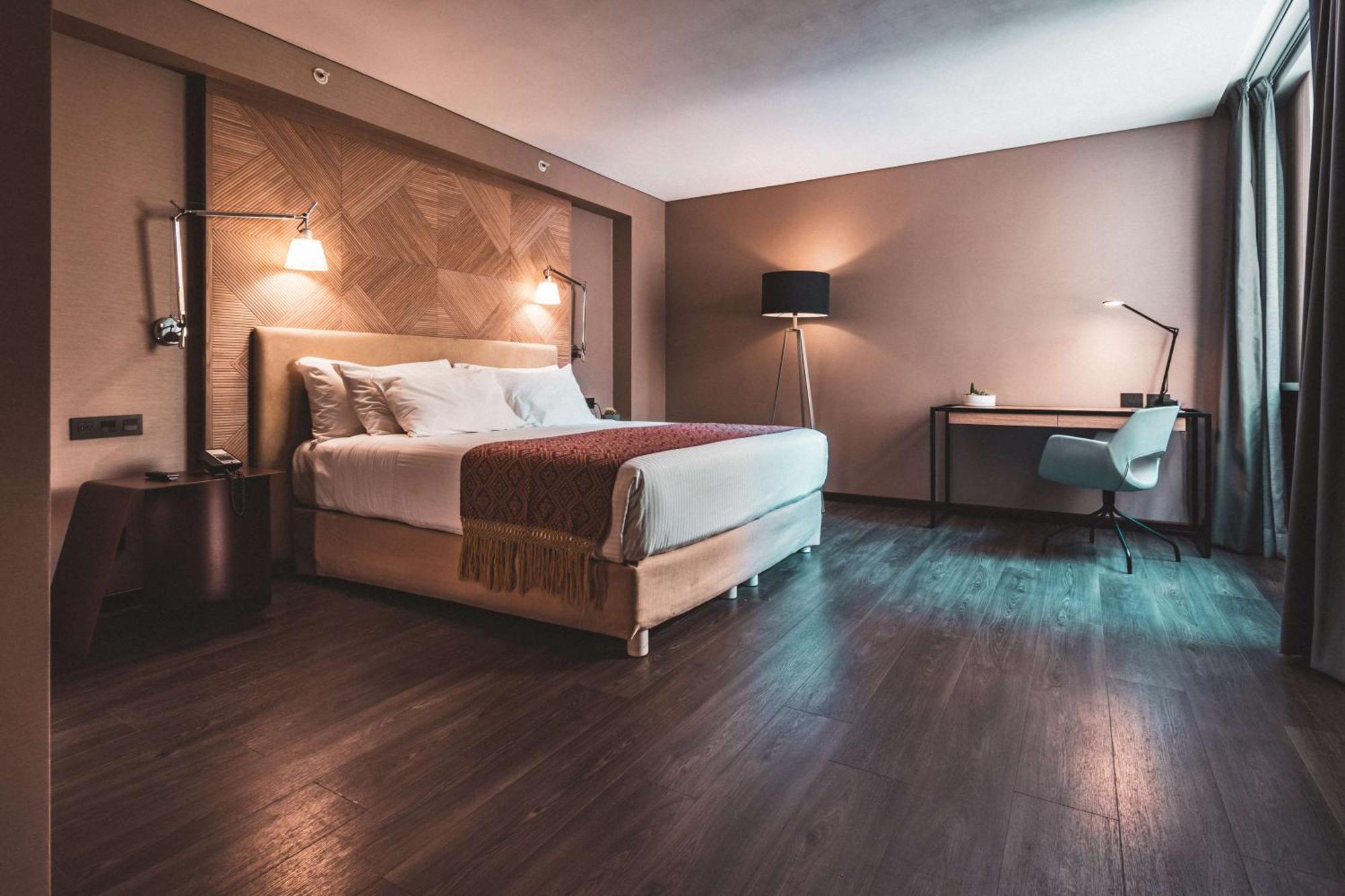 Hotel Nh Collection Centro Historico 4*