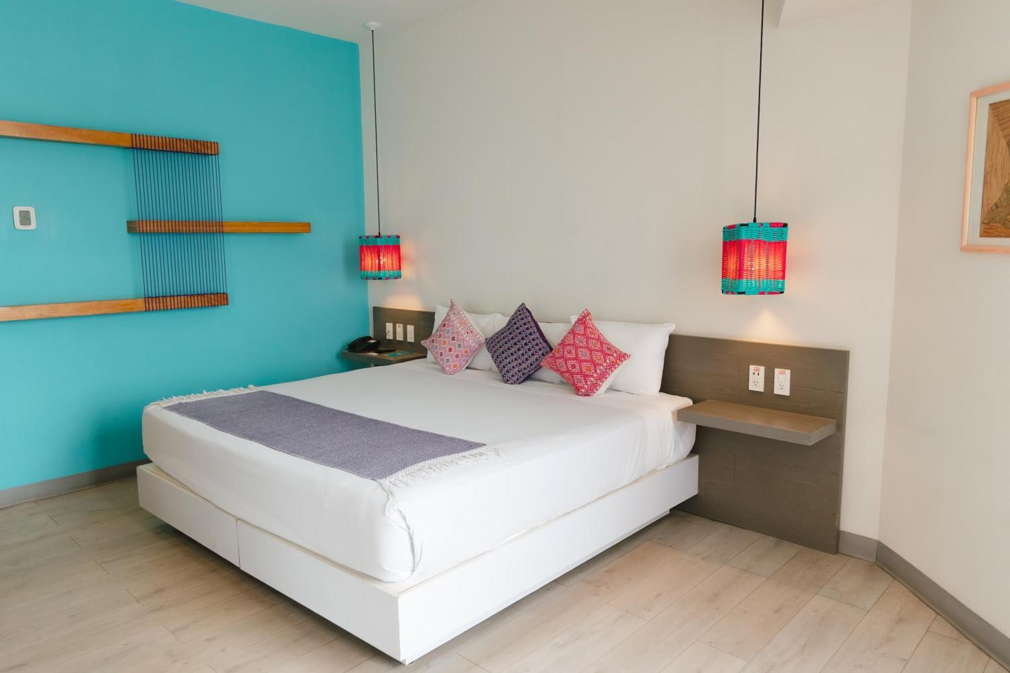 Resort Fontan Ixtapa 4*