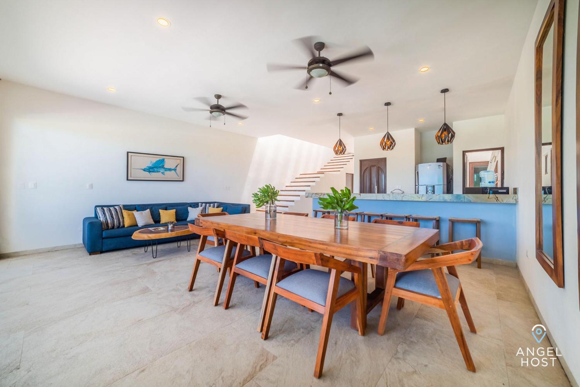 Holiday home Beachfront With Private Pool Steps To The Sea! *