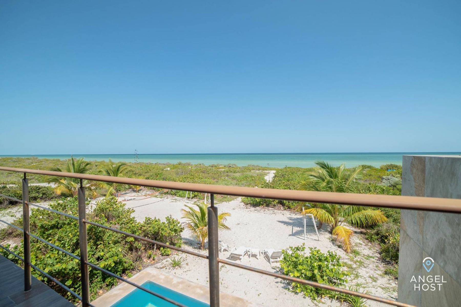 Beachfront With Private Pool Steps To The Sea! * Chicxulub