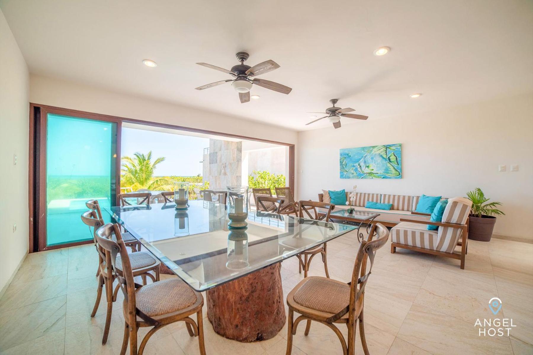 Holiday home Beachfront With Private Pool Steps To The Sea!