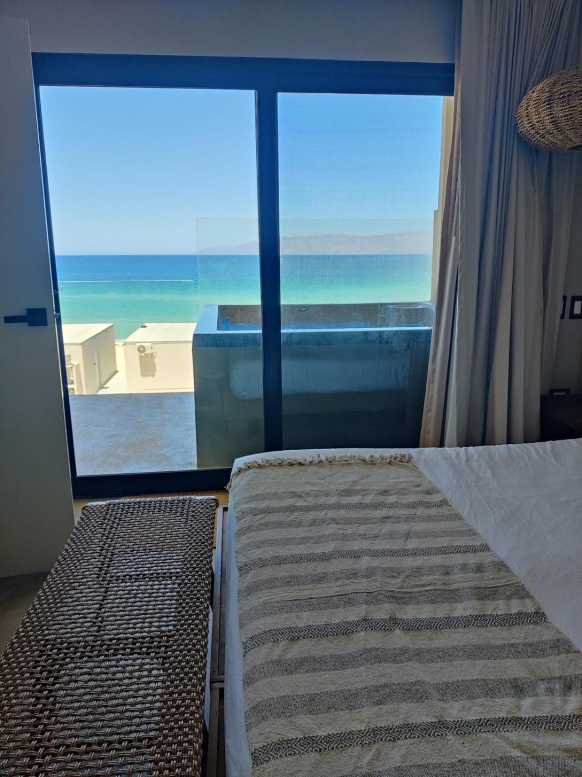 Apartment Beachfront With Jacuzzi Bahia Turquesa