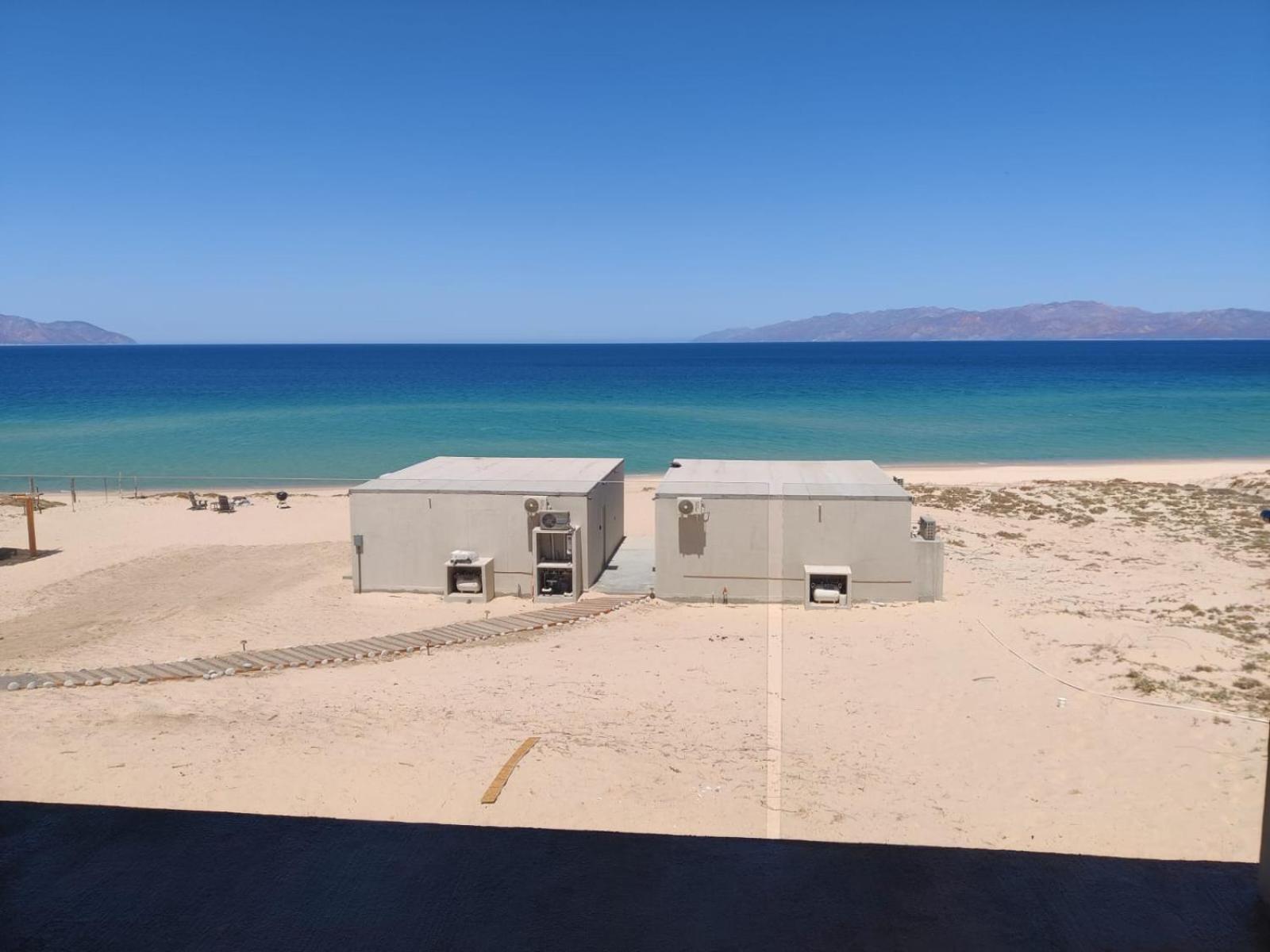 Beachfront With Jacuzzi Bahia Turquesa * La Paz