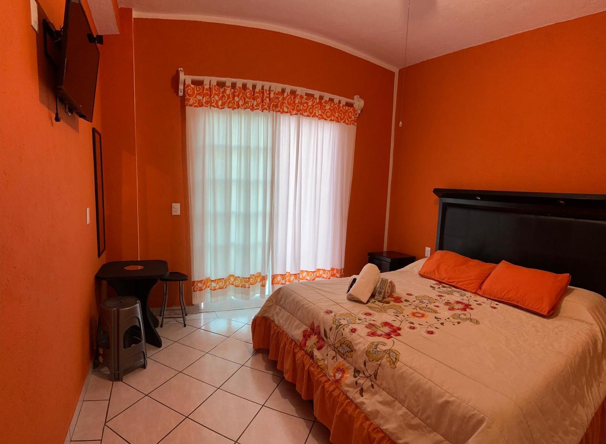 Inn La Natividad 3*