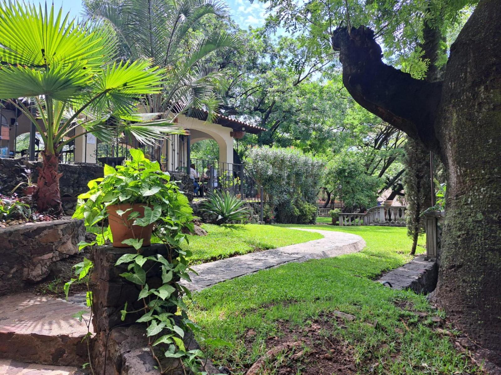 Inn Hacienda Maria Elena *
