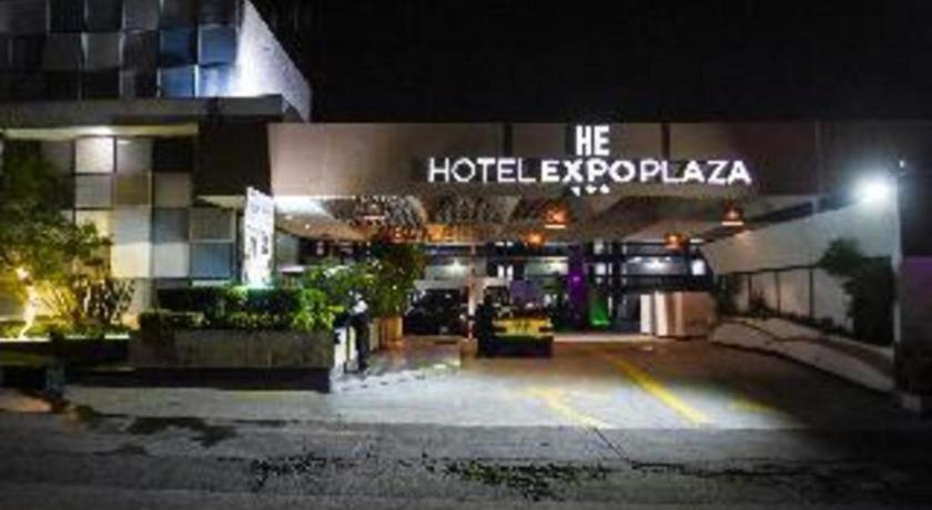 Portonovo Plaza Expo 3*
