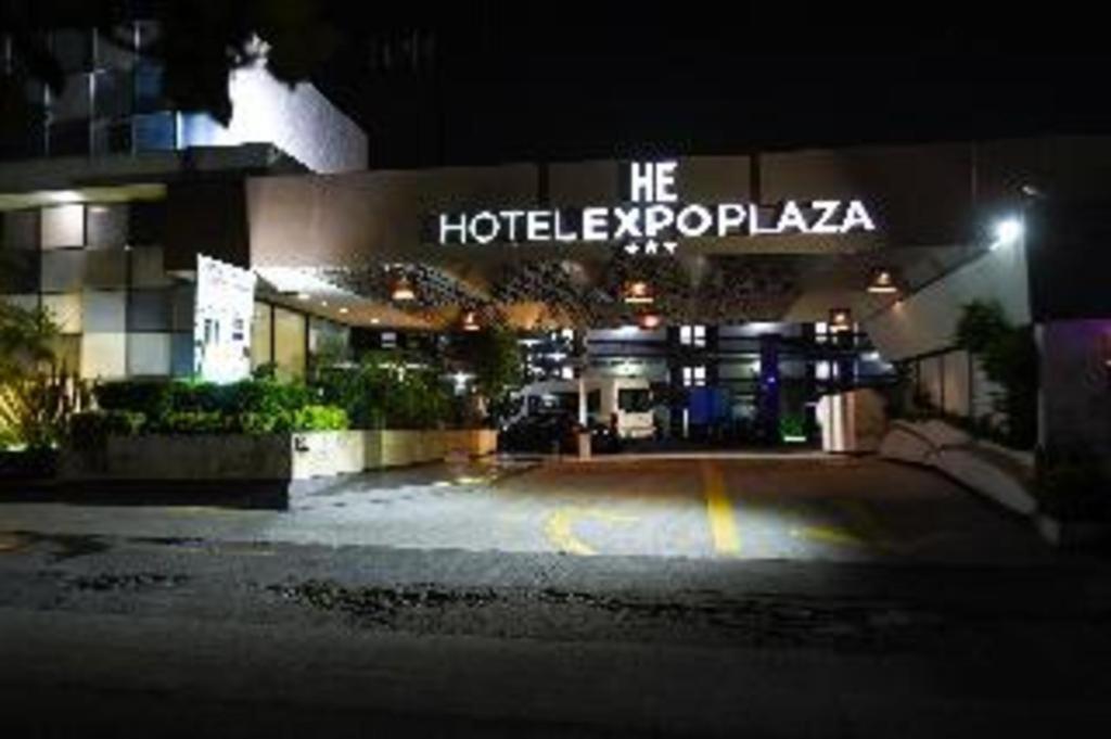 Portonovo Plaza Expo 3*