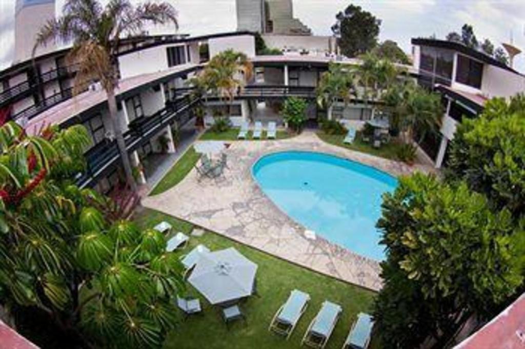 Hotel Portonovo Plaza Expo
