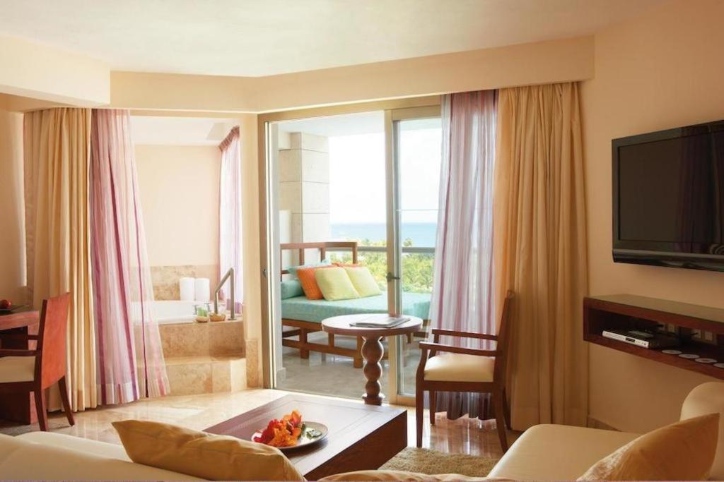 Excellence Playa Mujeres (adults Only) Hotel Cancun