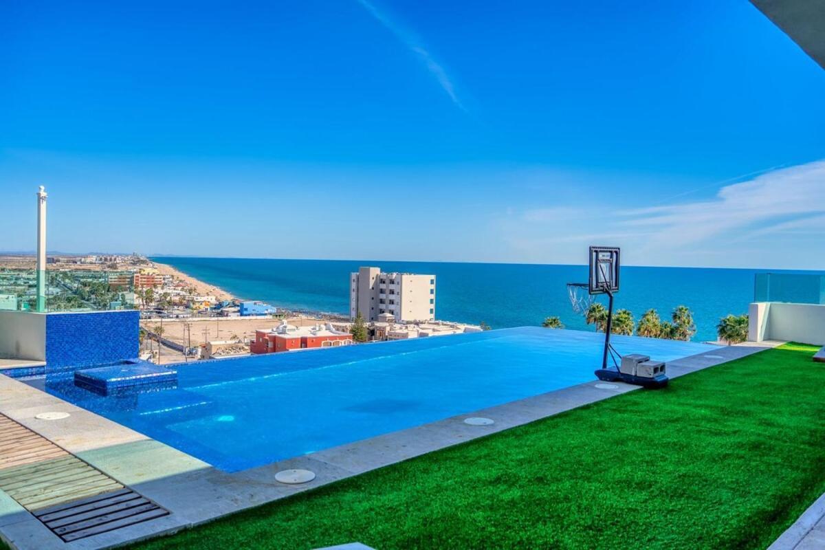 Shangri-la Luxury Mansion, Heated Pool Villa Puerto Penasco