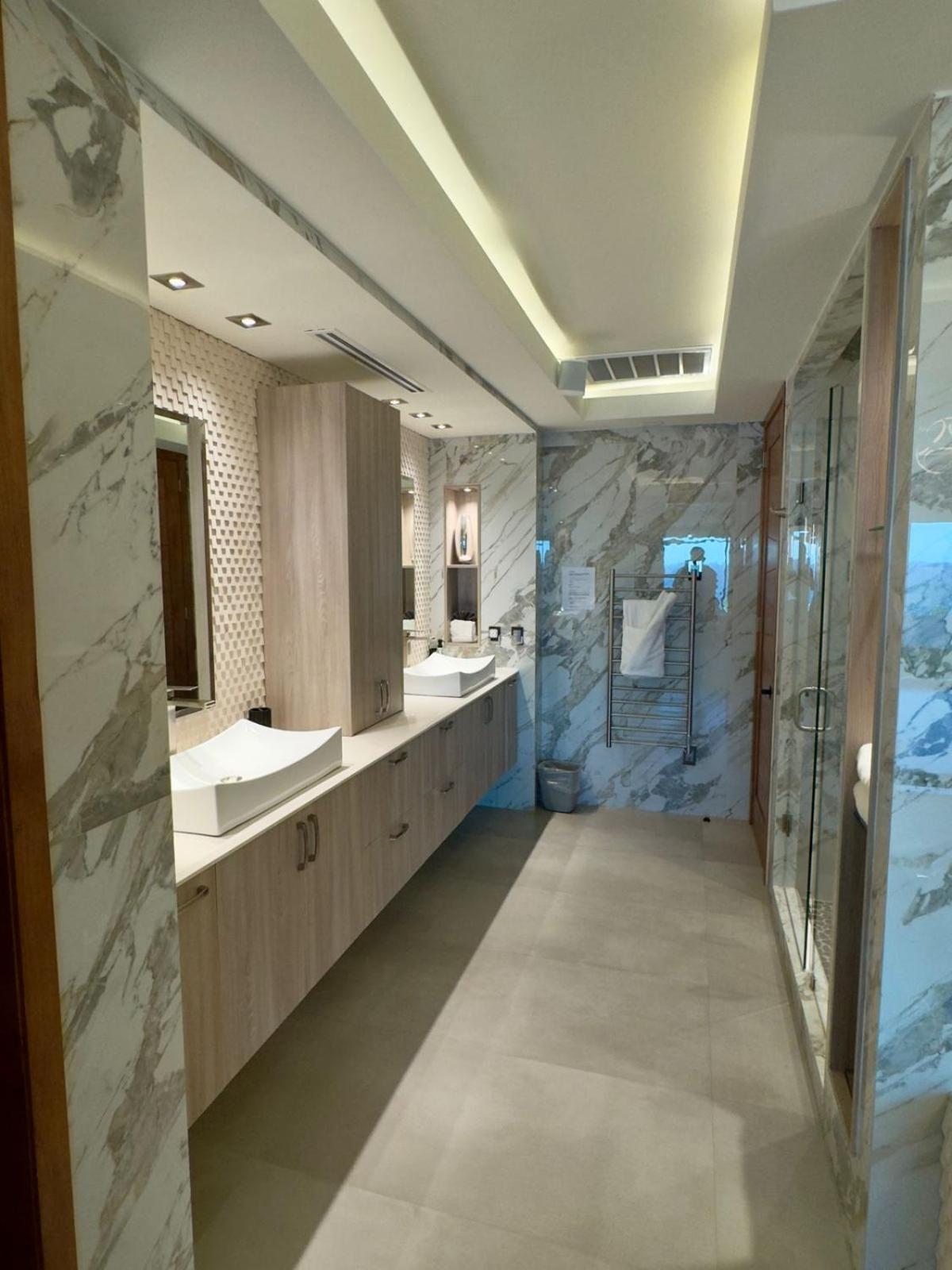 Shangri-la Luxury Mansion, Heated Pool Puerto Penasco