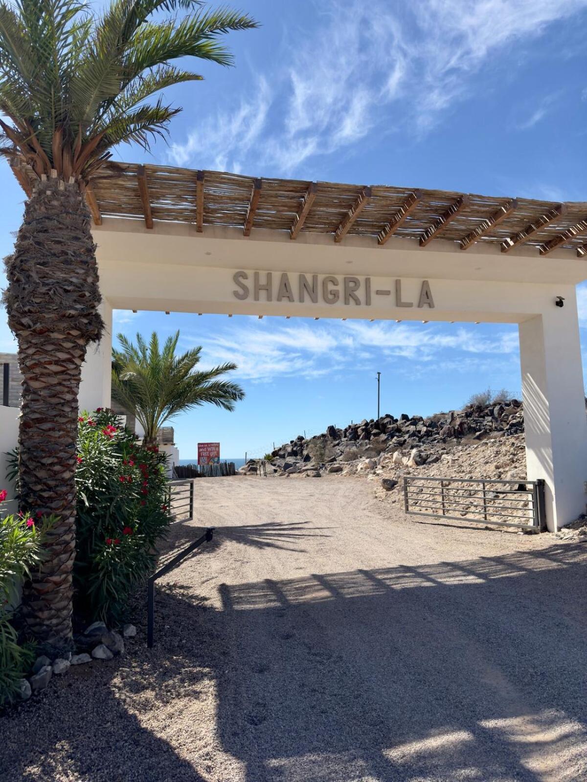 Villa Shangri-la Luxury Mansion, Heated Pool *