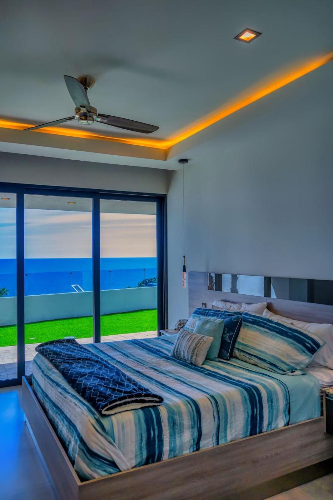 Shangri-la Luxury Mansion, Heated Pool Villa Puerto Penasco