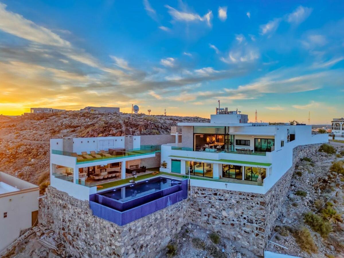 Shangri-la Luxury Mansion, Heated Pool Villa Puerto Penasco