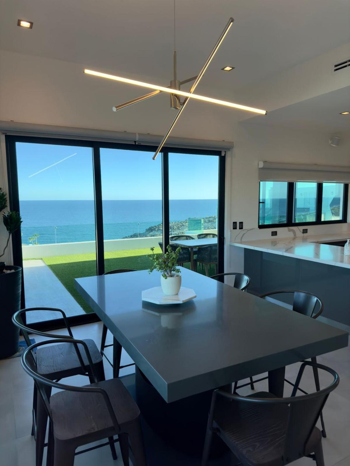 Shangri-la Luxury Mansion, Heated Pool Villa Puerto Penasco