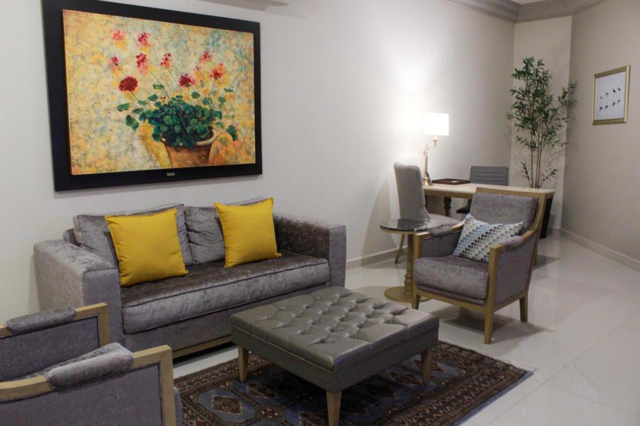 Azul Talavera Country Club Hotel