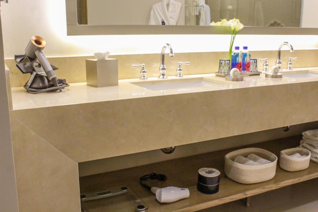 Hotel Azul Talavera Country Club