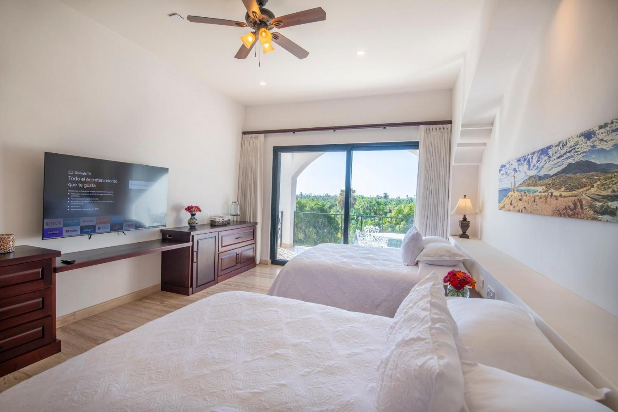 Hotel Hacienda Todos Santos 5*