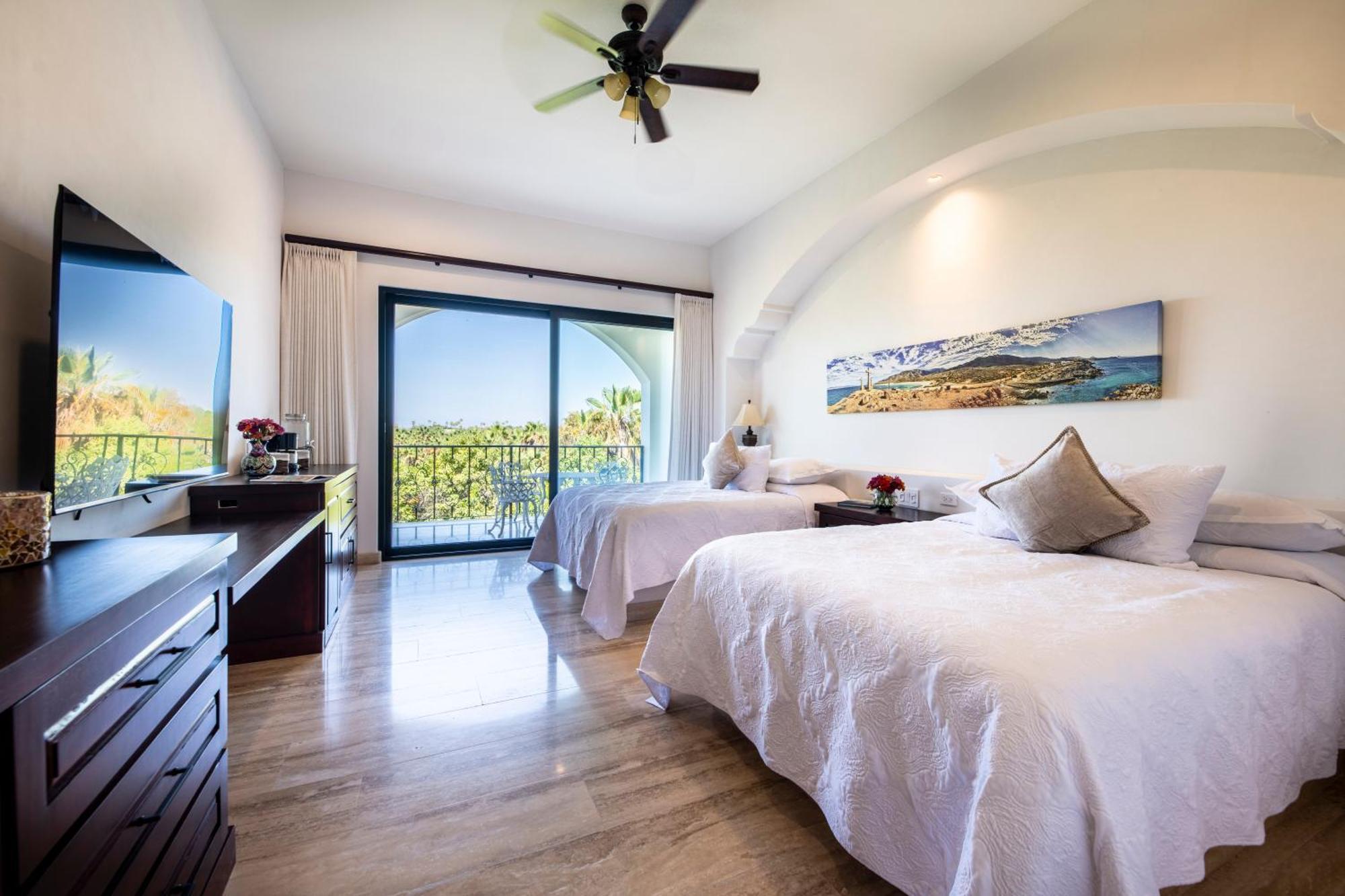 Hacienda Todos Santos Hotel 5*