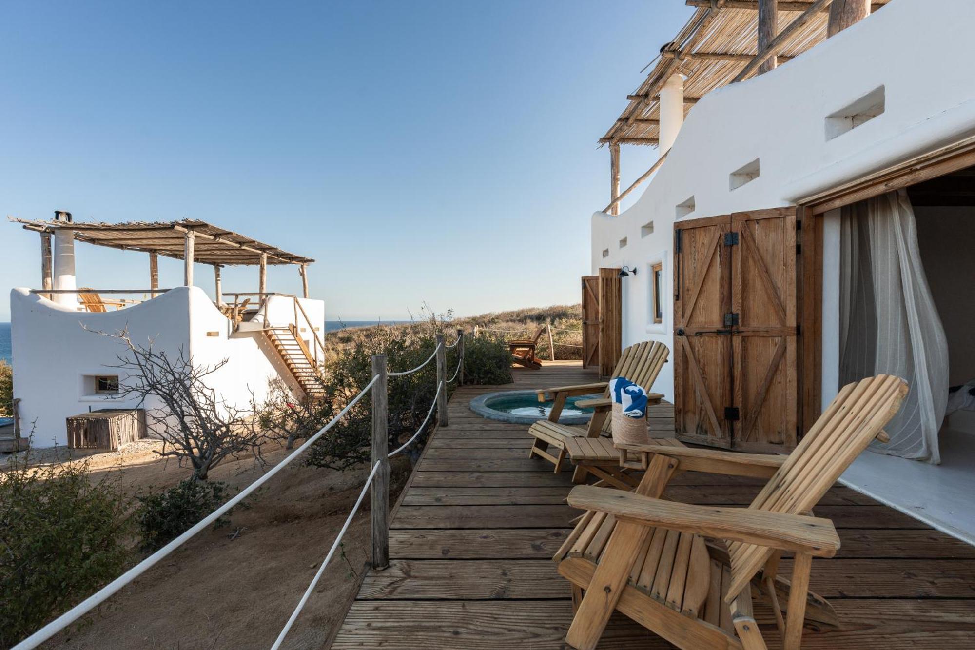Hotel Nest Baja *