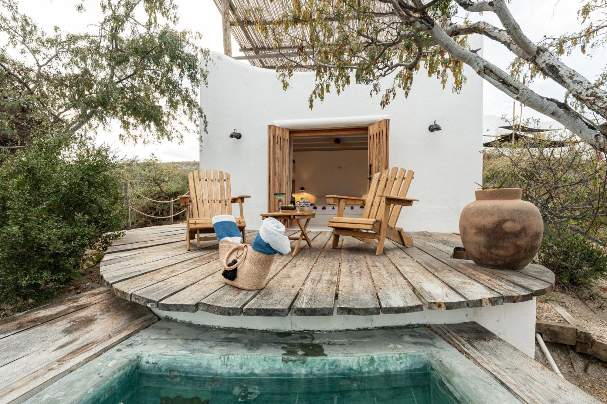 Nest Baja Hotel