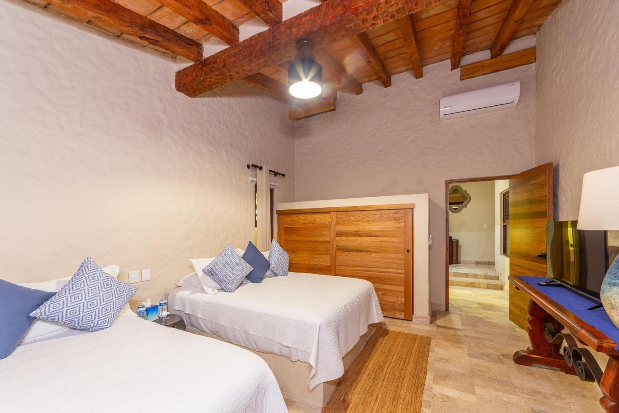 Casa Riviera