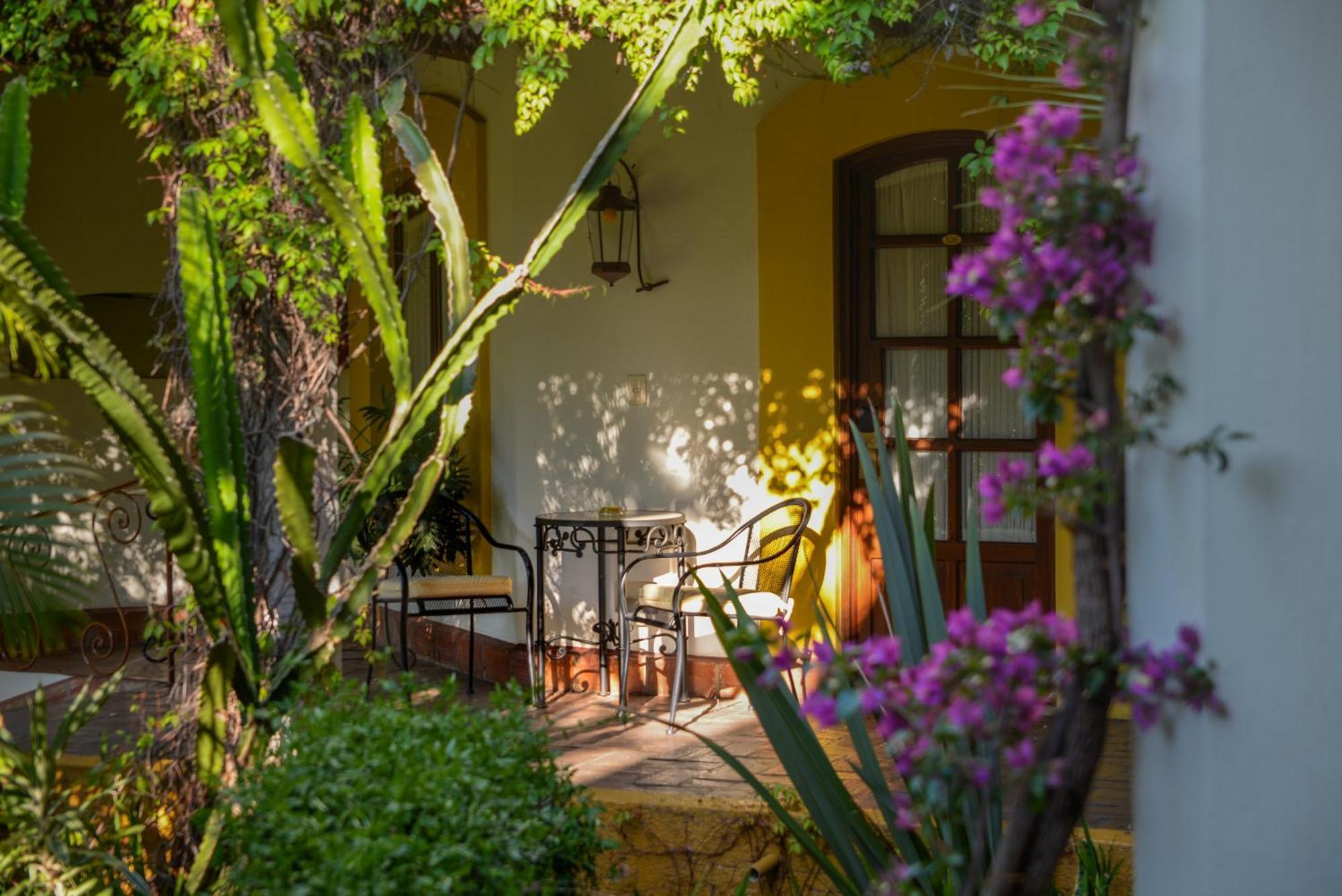 Hotel Hacienda Laureles