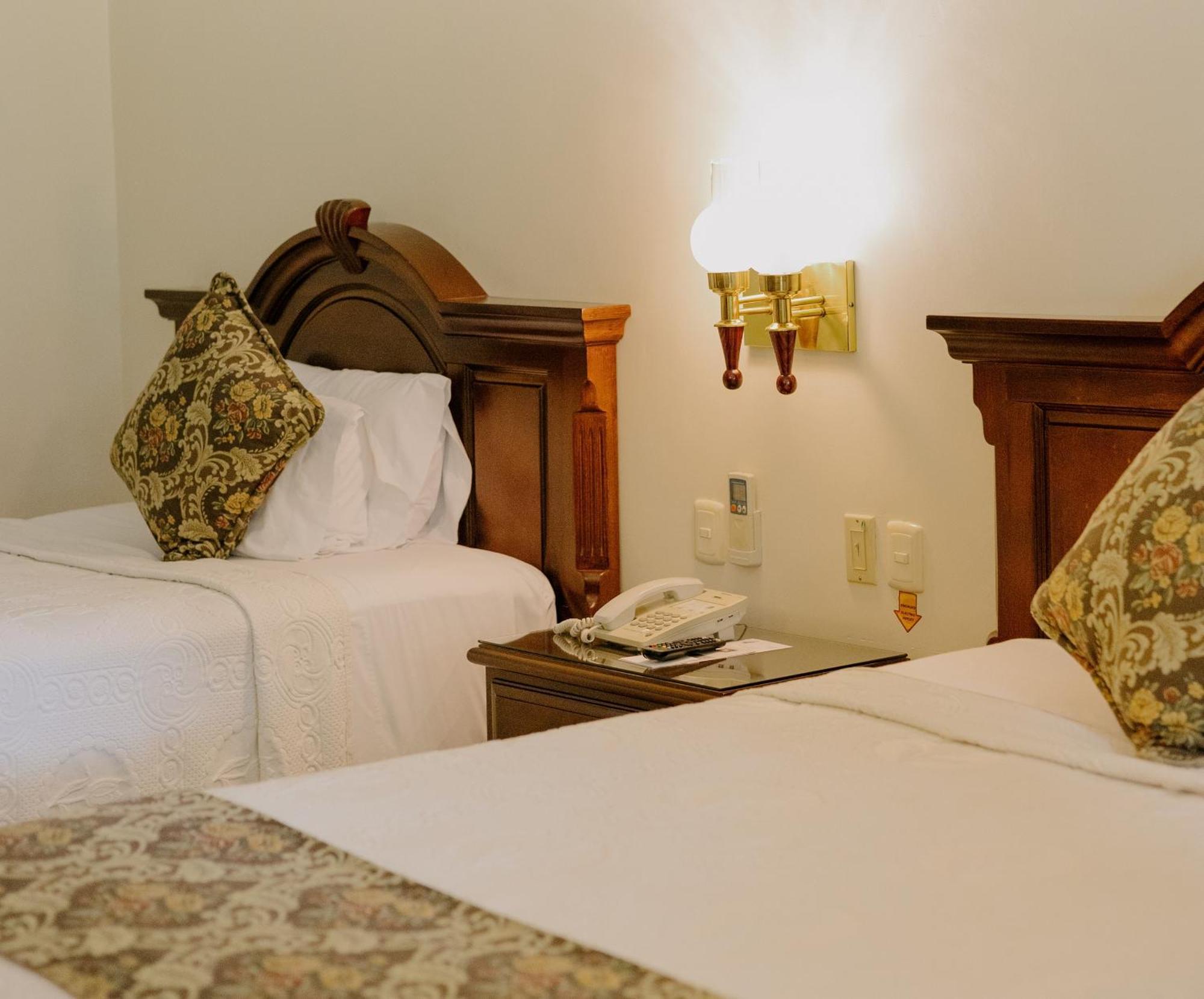 Hotel Hacienda Laureles