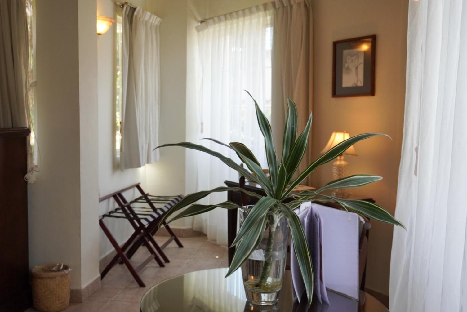 Hacienda Laureles Hotel