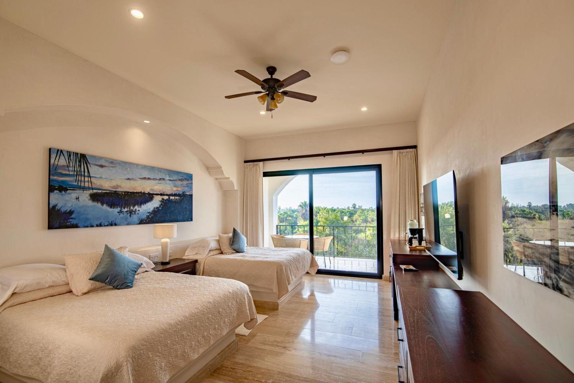 Hotel Hacienda Todos Santos 5*