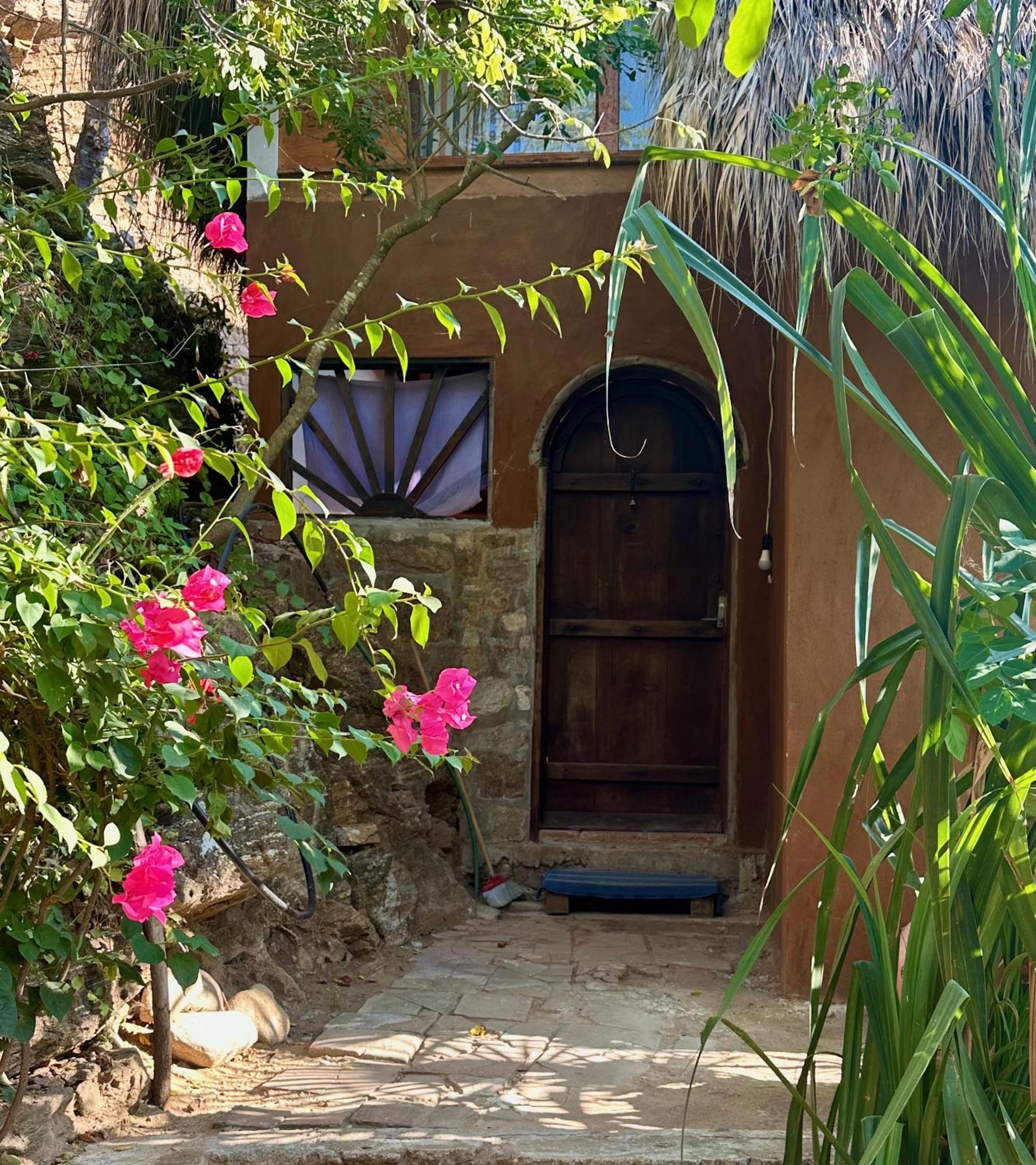 Lo Cosmico Hotel