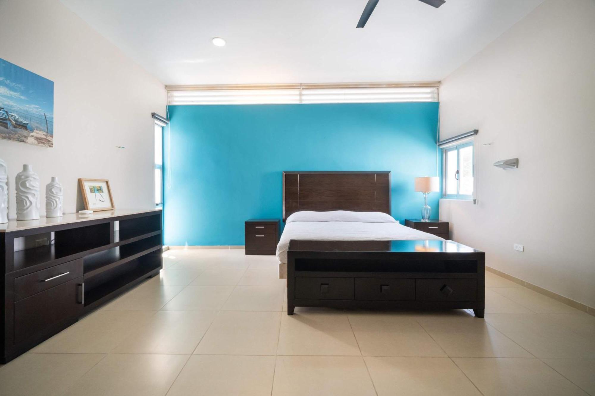 Beachfront Upscale House In Telchac Holiday home *