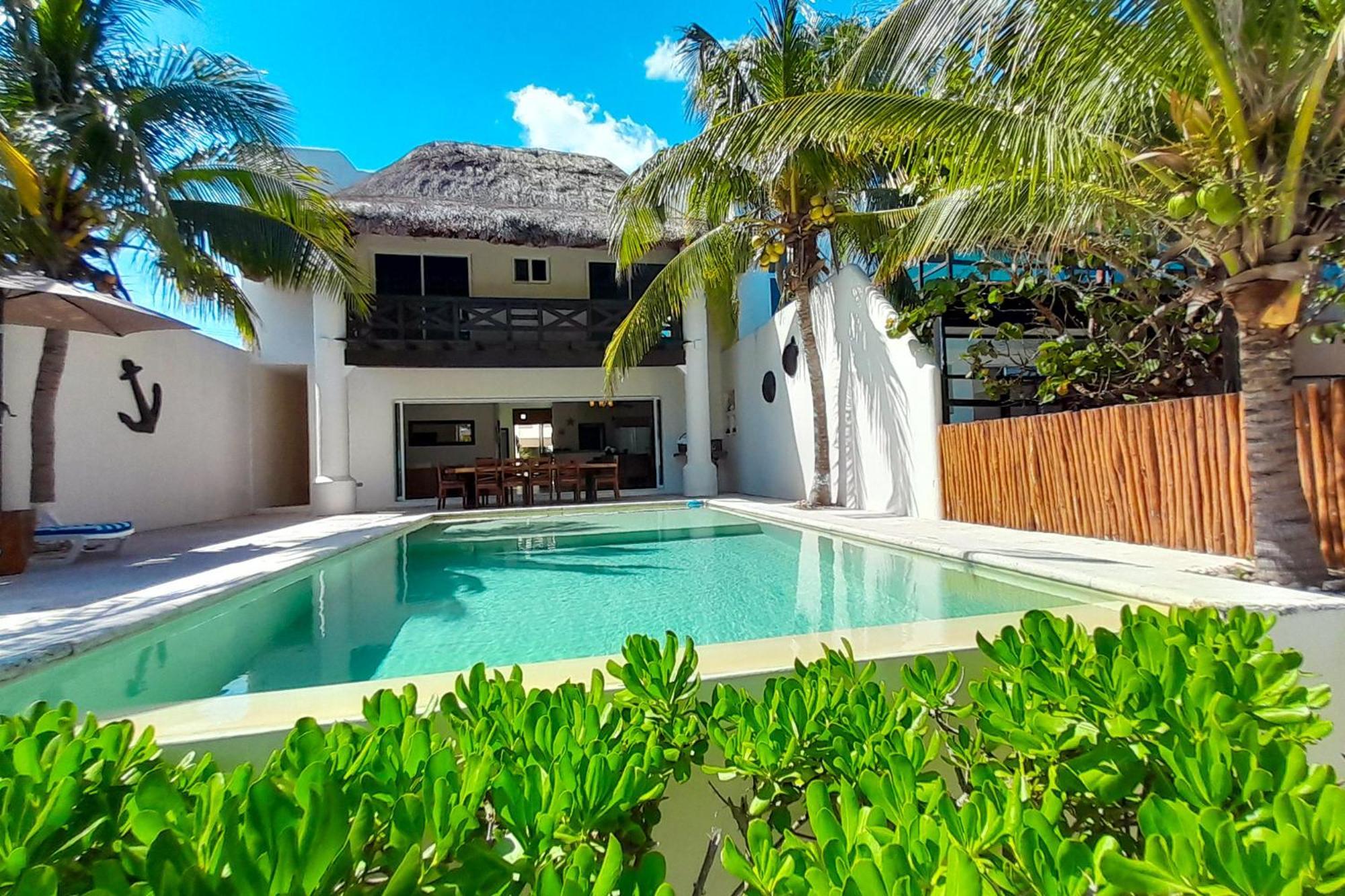 Hidra Luxurious San Benito