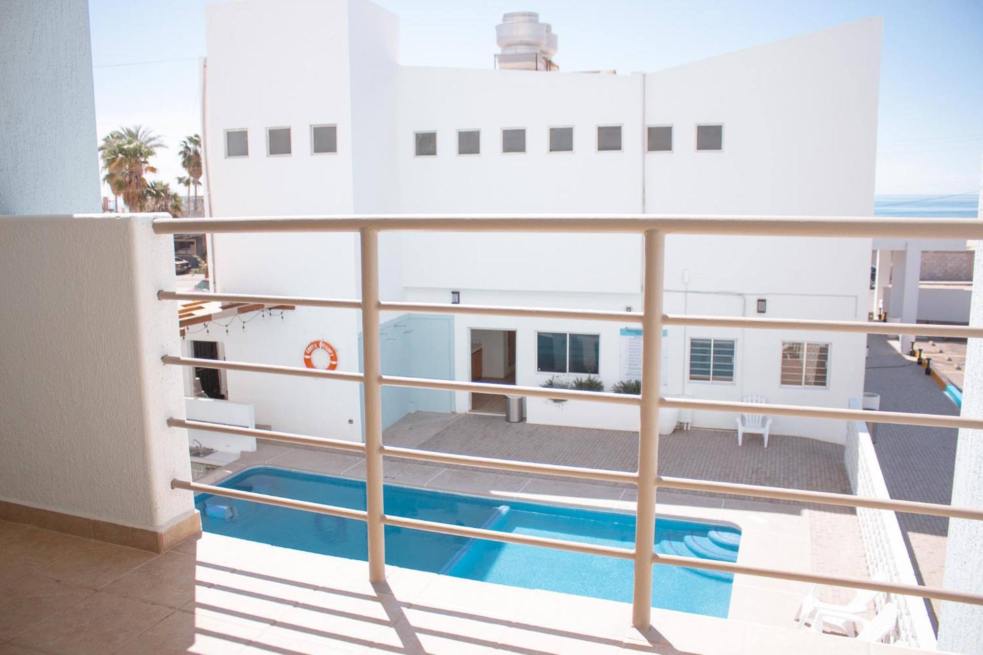 Hotel Costa Elegante & 3*
