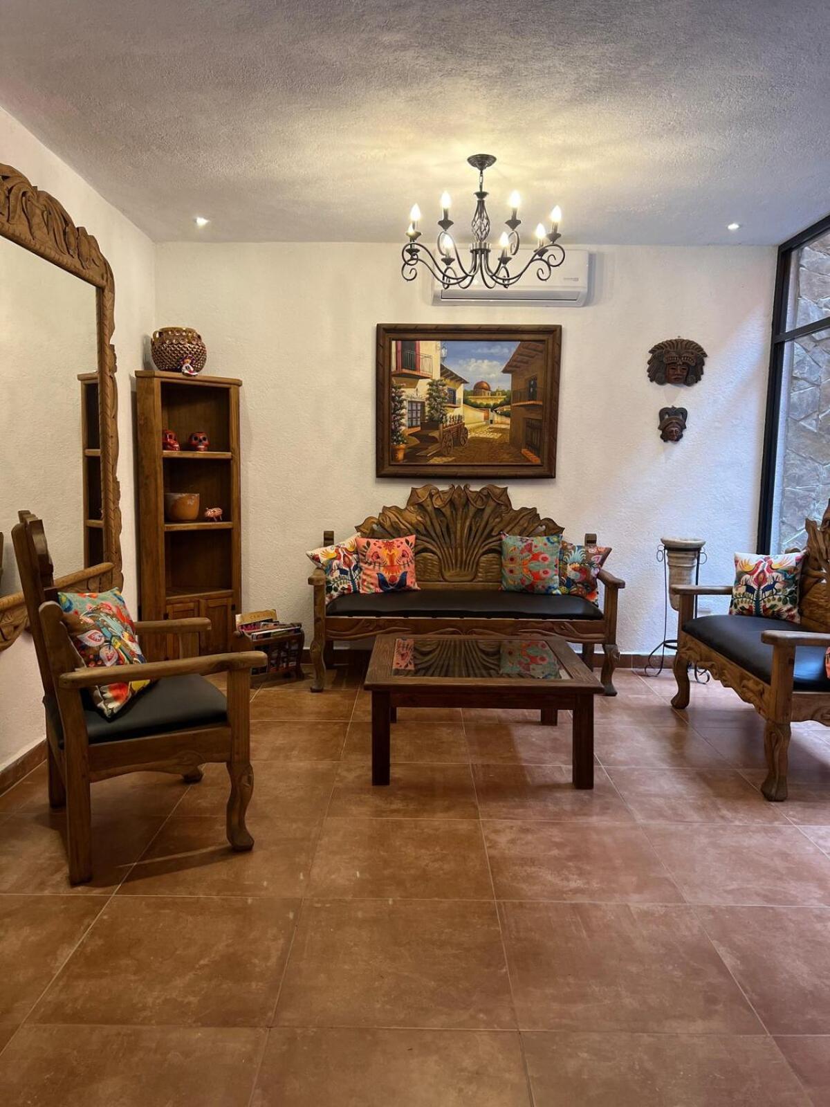 Chalet Casa Colonial En Santiago Pueblo Magico By Adhoc Santiago (Nuevo Leon)