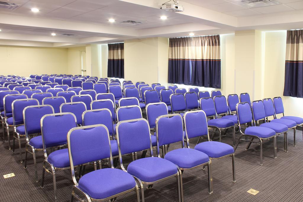 Microtel & By Wyndham 3*