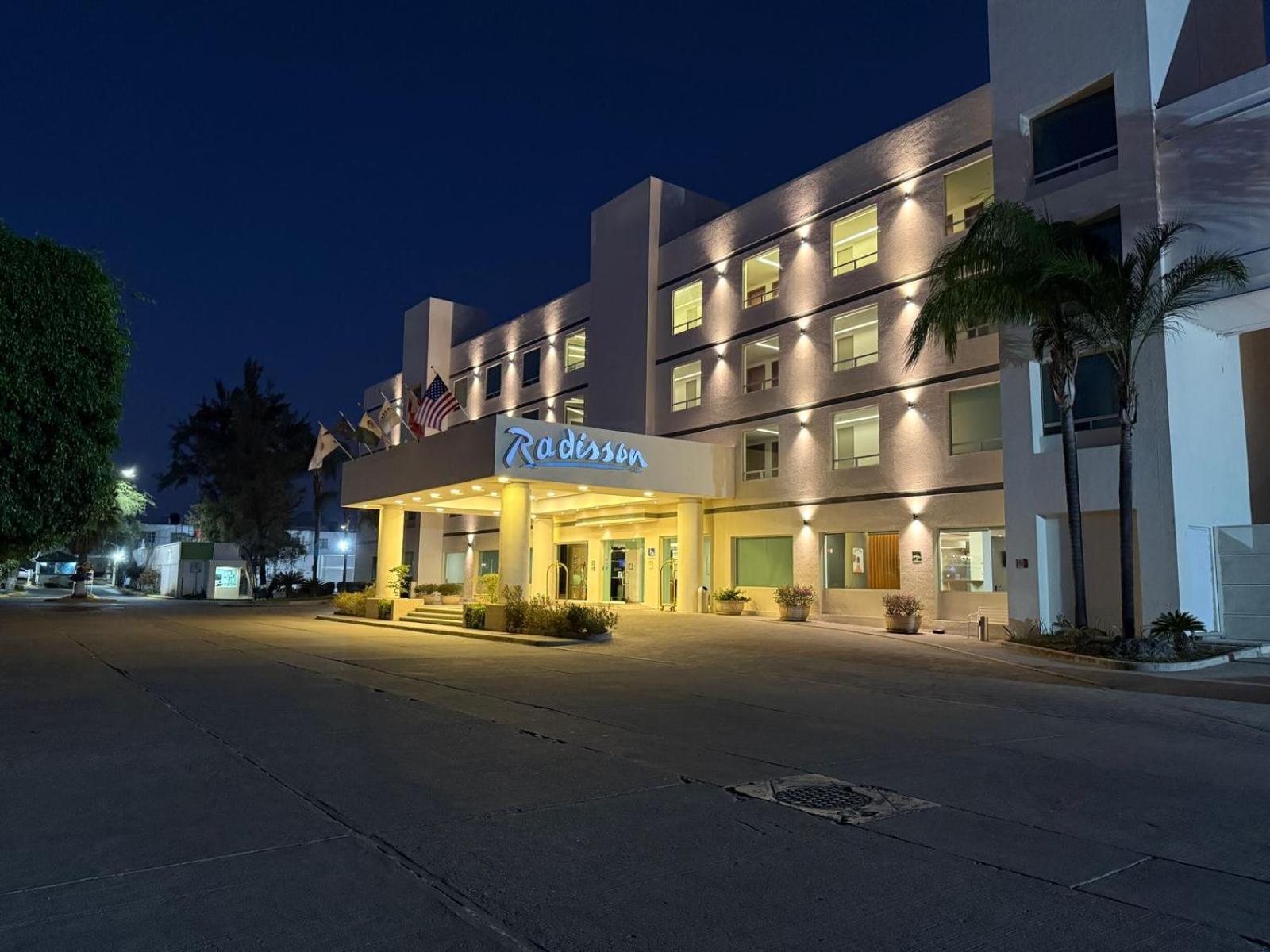 Radisson Poliforum Plaza 4* Leon