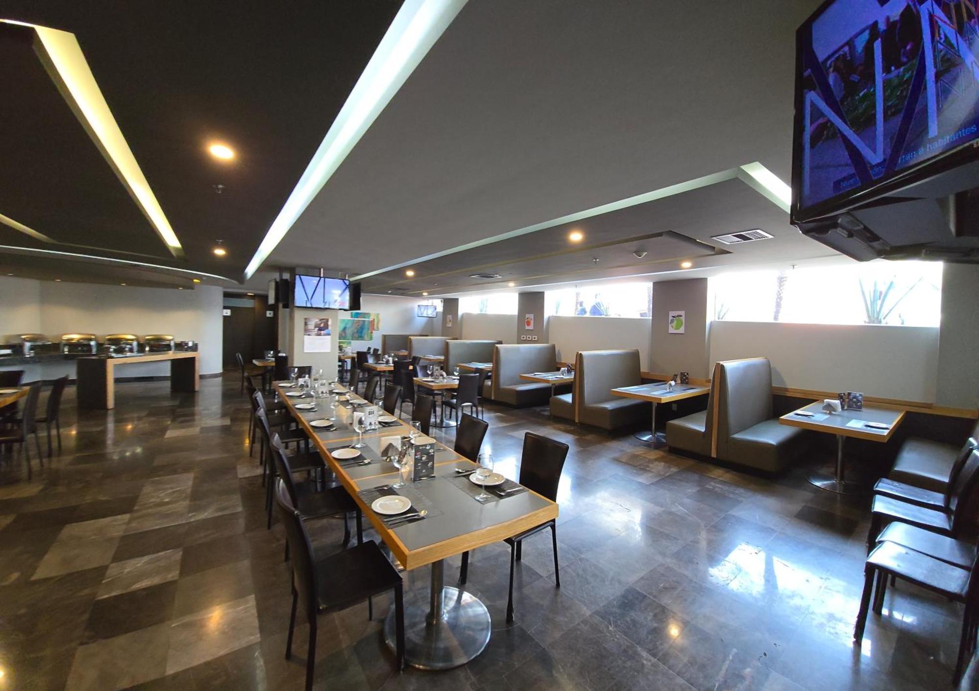 Ramada By Wyndham Santa Fe Mexico City