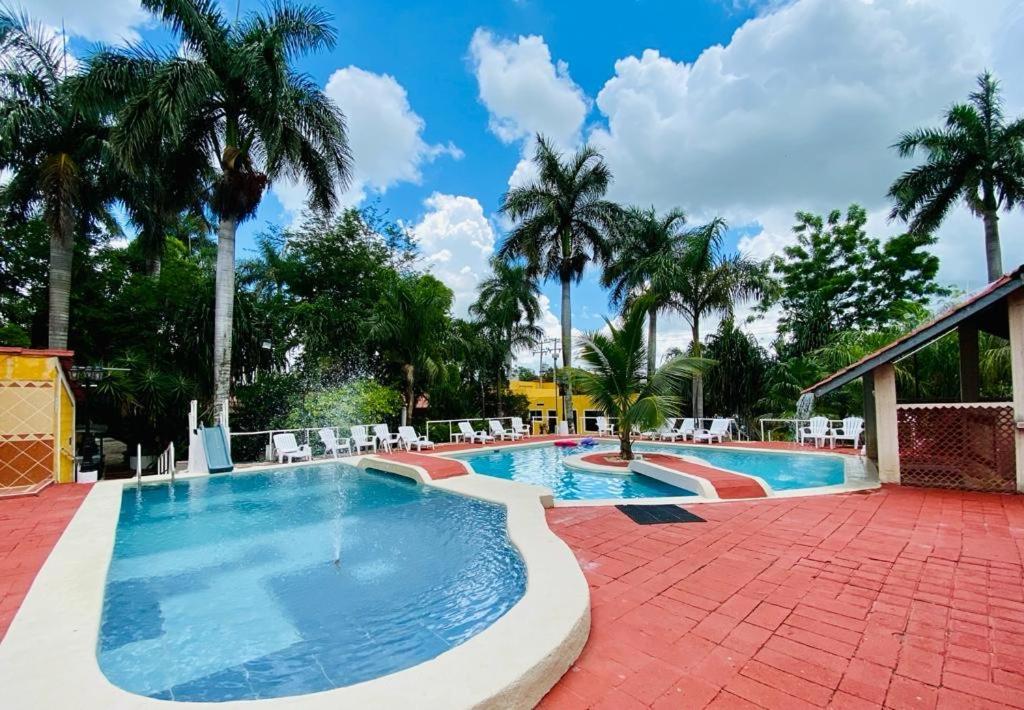 Hotel River