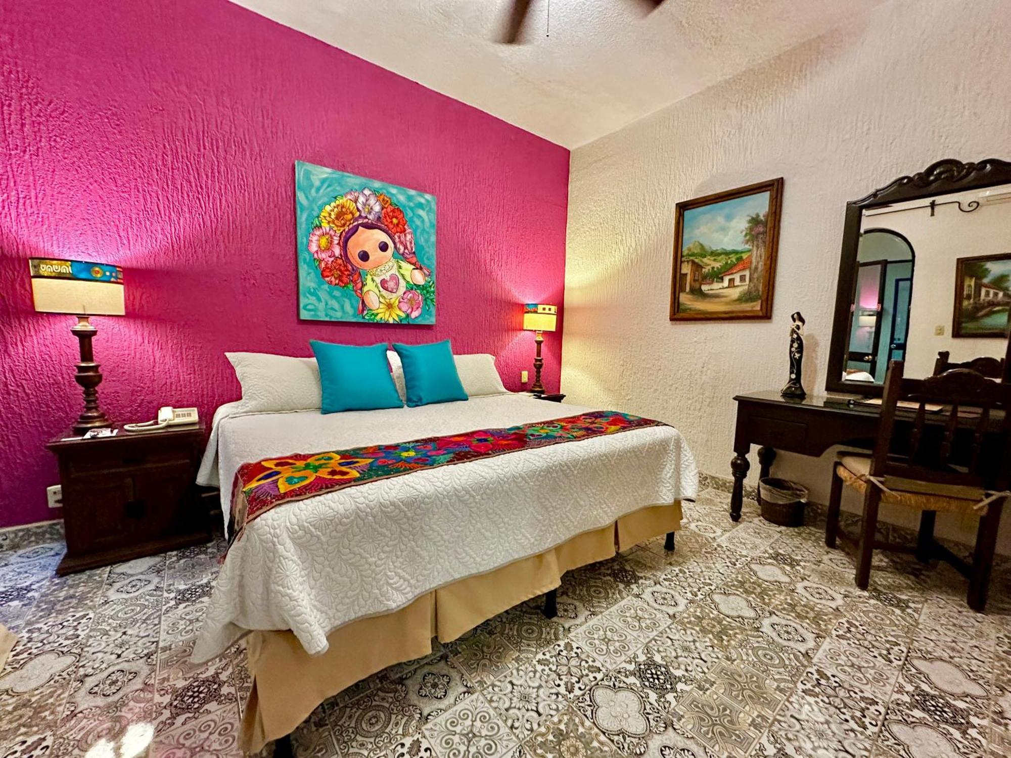 La Del Ensueno Boutique