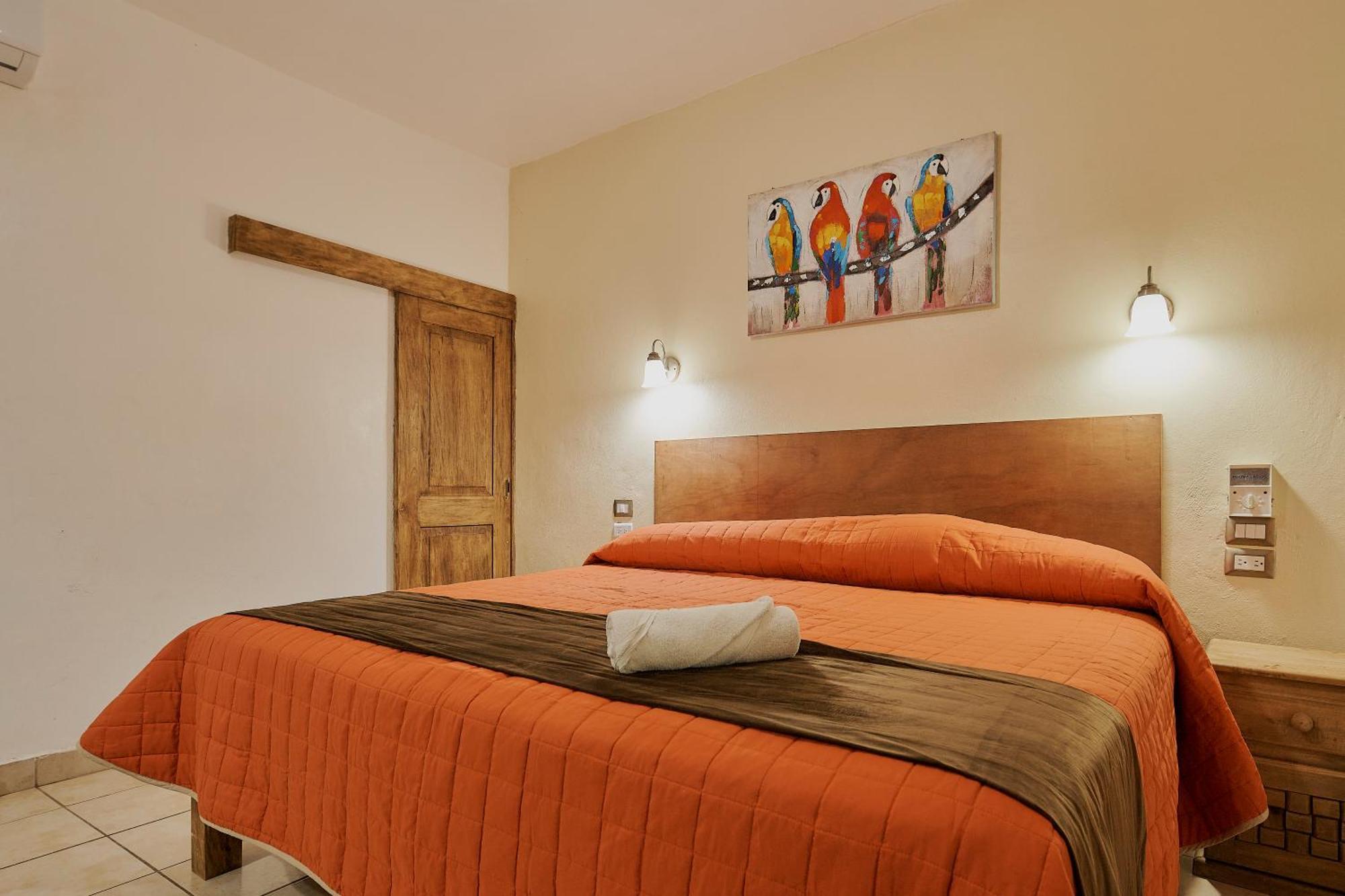 Cervantino Hotel