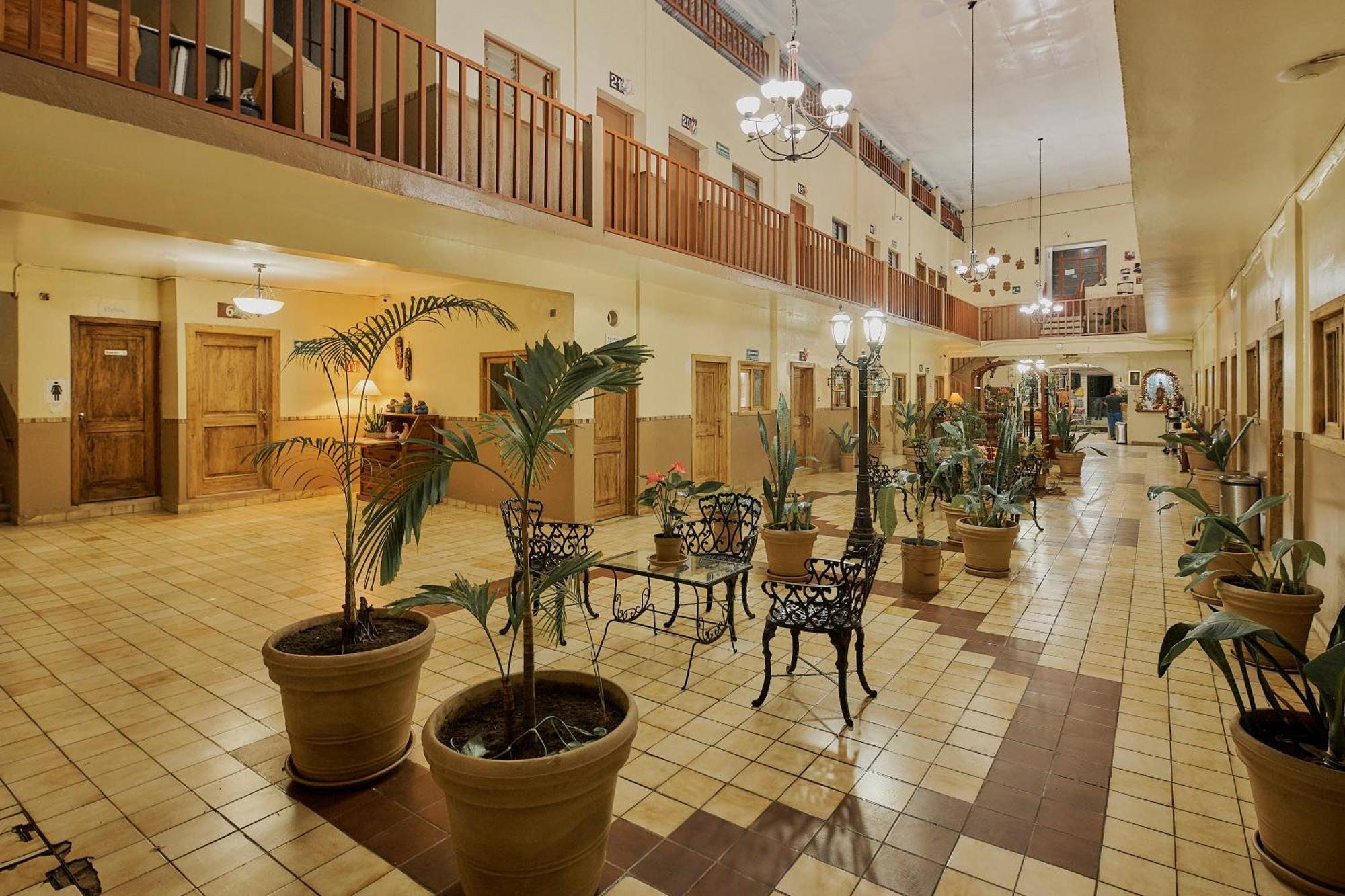 Cervantino Hotel