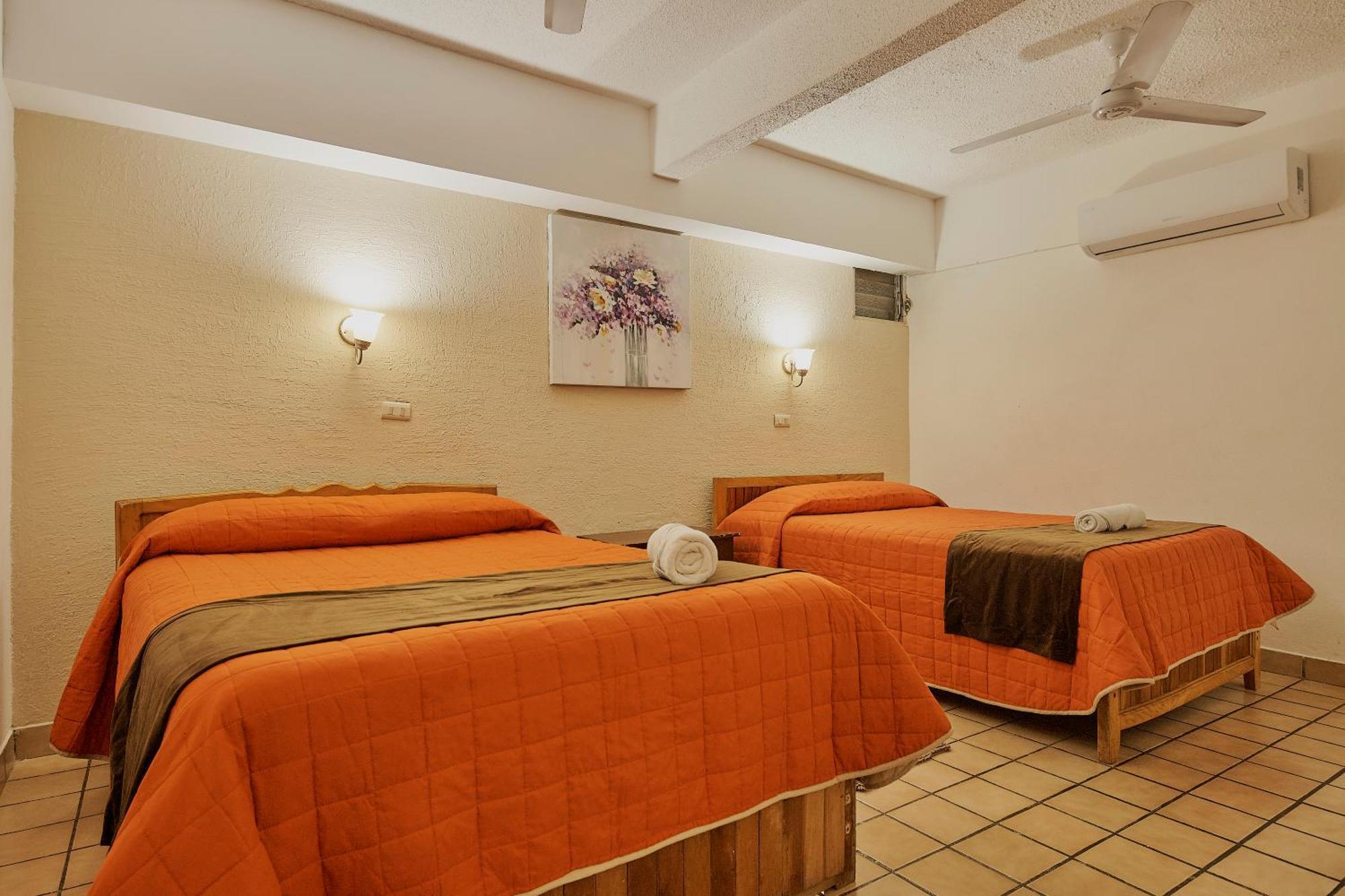 Cervantino Hotel 2*