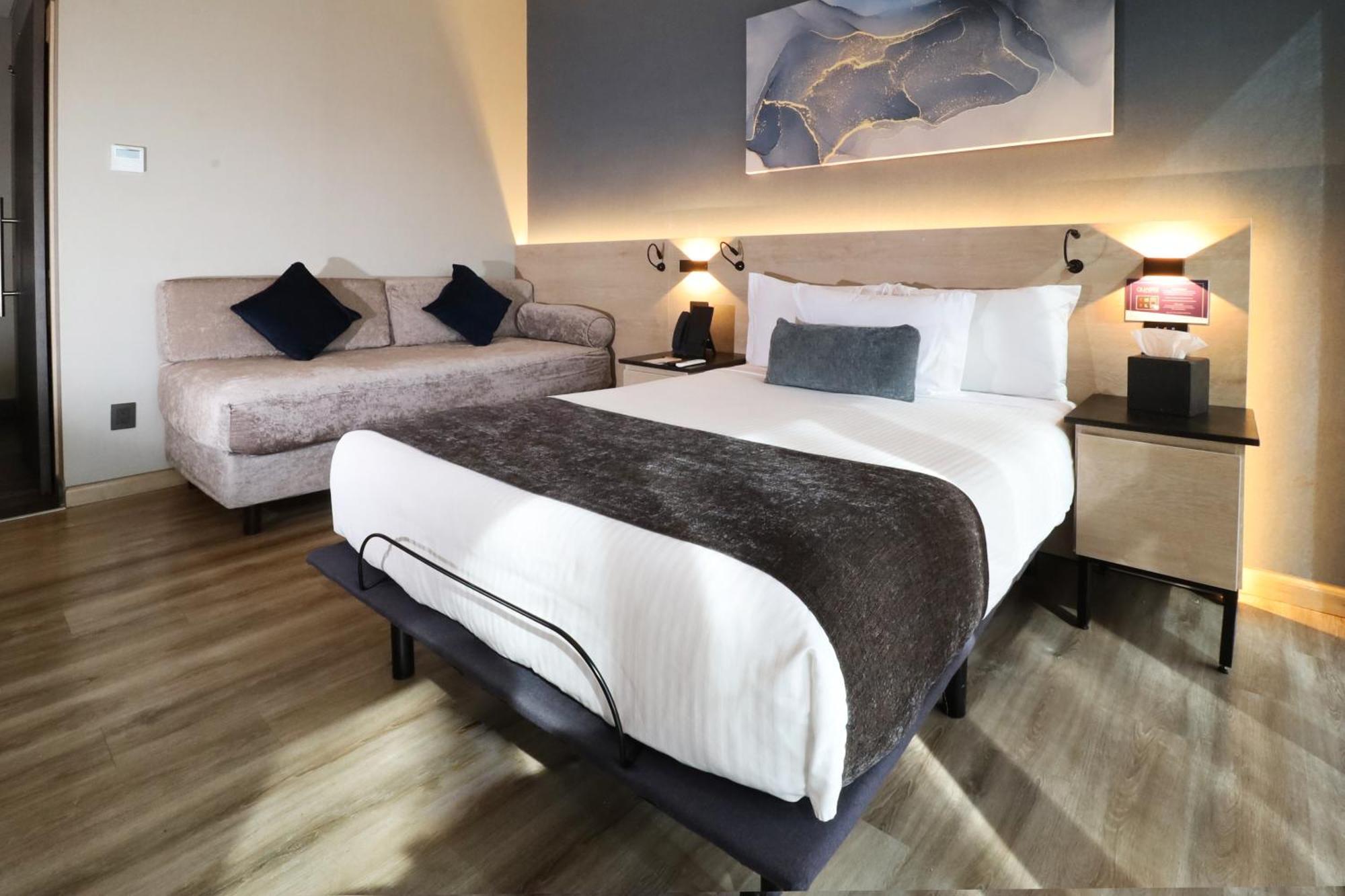 Quartz & Hotel Tijuana