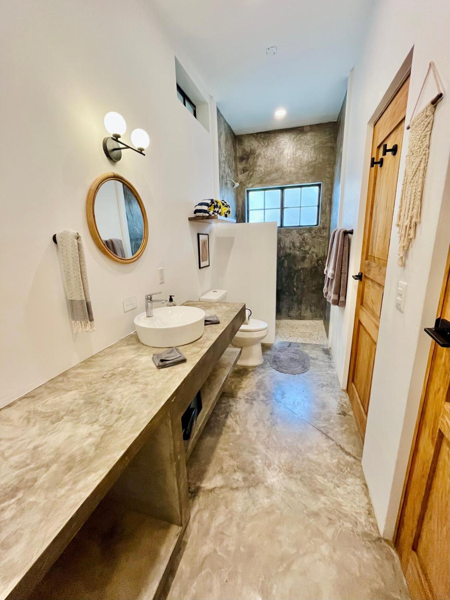 Apartment Queen Bed, Full Kitchen, Air Conditioning, Pool, Fast Wifi - Mar At Casa Calavera