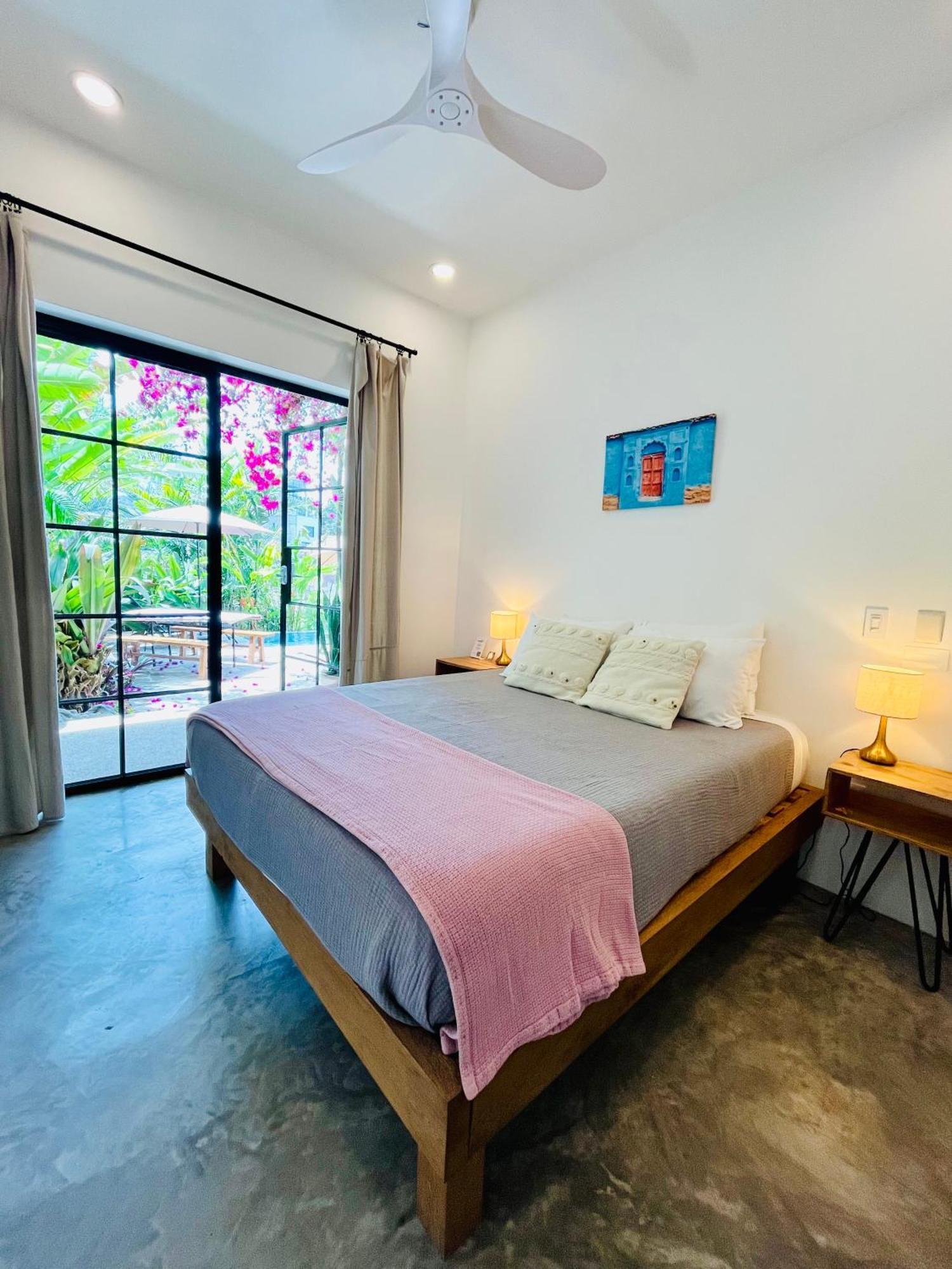 Apartment Queen Bed, Full Kitchen, Air Conditioning, Pool, Fast Wifi - Mar At Casa Calavera *