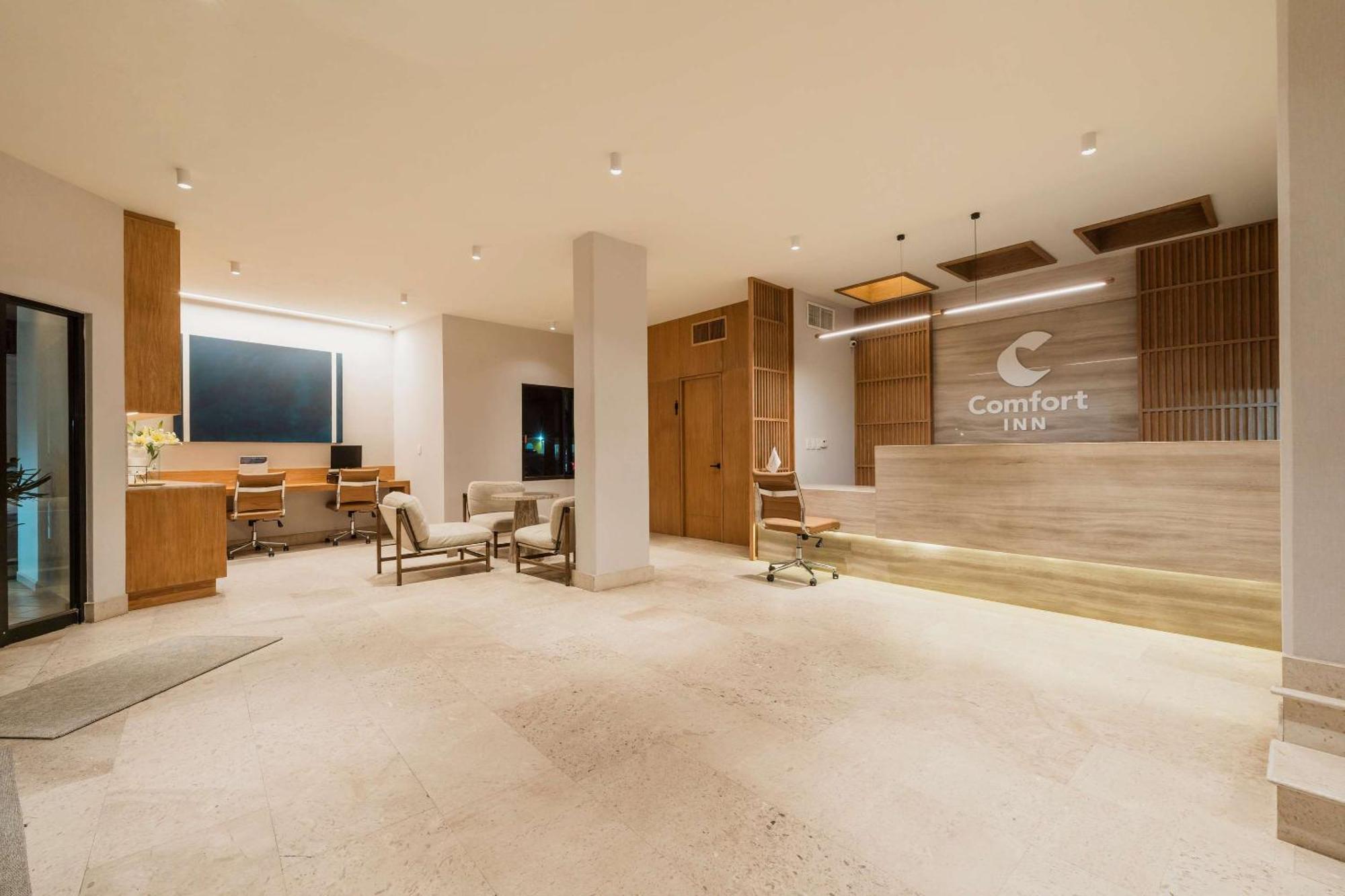 Comfort Inn 4*
