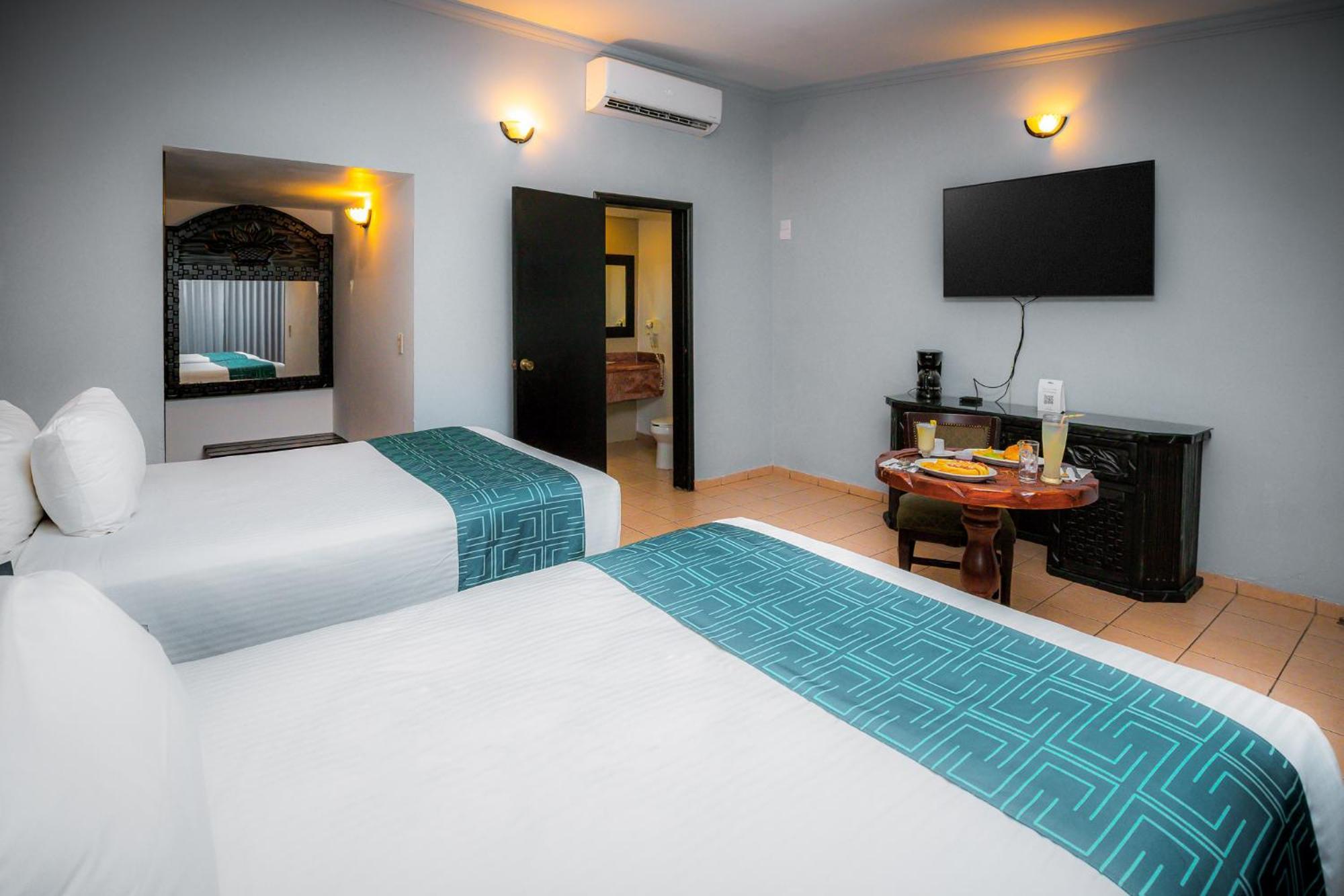 Inhouse Select Hacienda Tres Rios Hotel